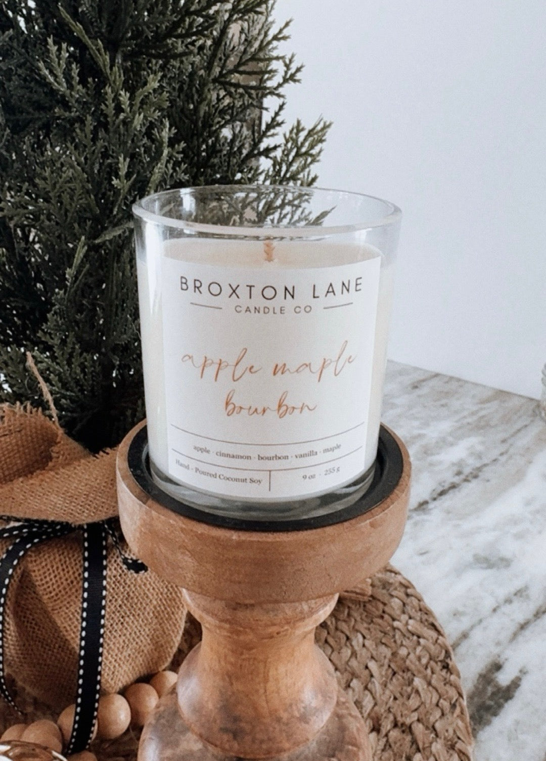 Frosted Juniper - 10 Ounce Candle